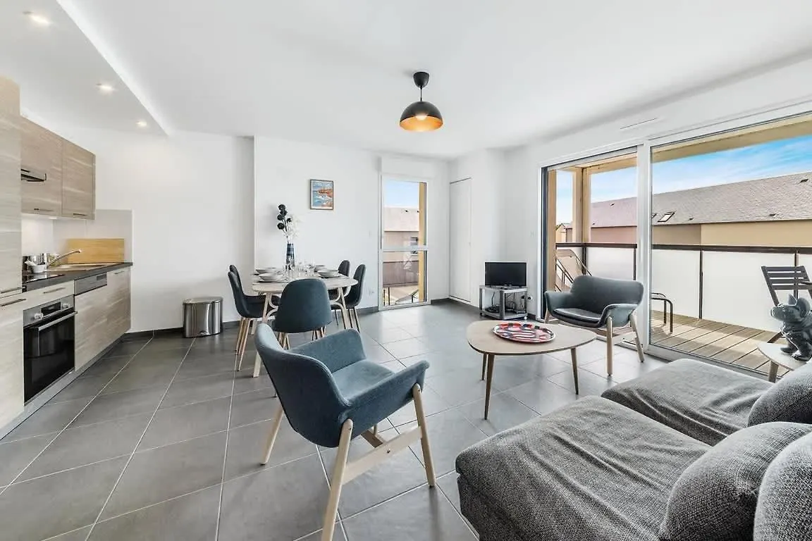 Carthage - Bel Appartement - Proche Plageの連絡先